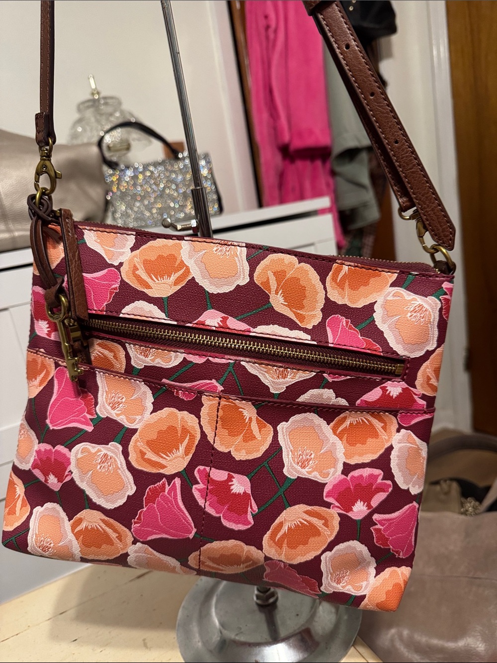 Fossil Floral Fiona Crossbody in Burgundy with Pink & Orange Flowers